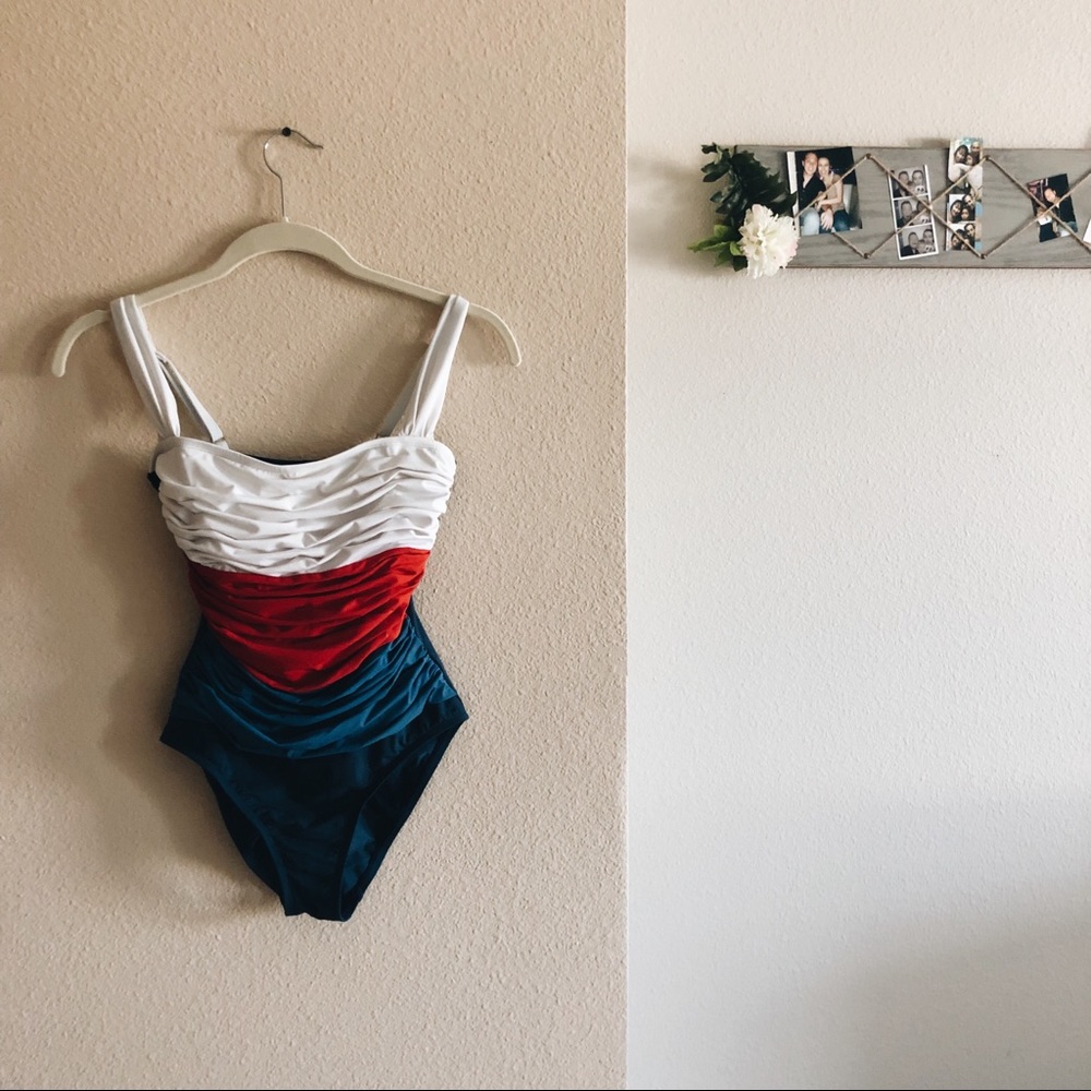 TOMMY HILFIGER ONE PIECE SWIMSUIT